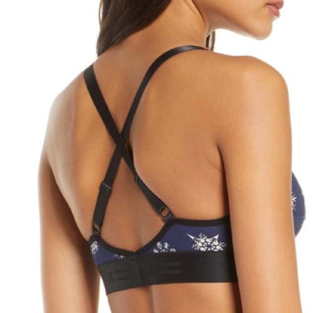 TOMBOYX Snowflake Bralette - Picture 2 of 14